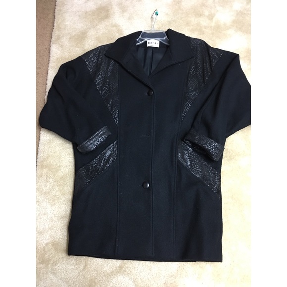 Winter coat - Picture 4 of 6